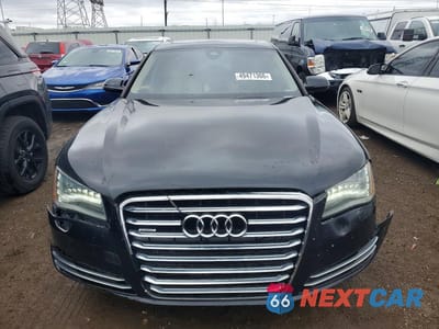 Piąte zdjęcie samochodu w środku: 2012 AUDI A8 VIN:WAURVAFD5CN005885 - miniatura