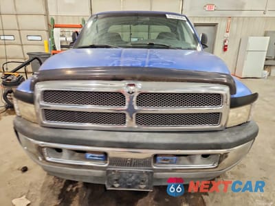 Piąte zdjęcie samochodu w środku: 1999 DODGE RAM 1500 VIN:1B7HF13Z6XJ571479 - miniatura