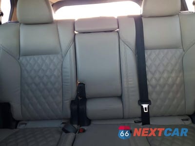 Zdjęcie 10 z 13 samochodu: 2022 MITSUBISHI OUTLANDER SEL VIN:JA4J3VA83NZ082011 - miniatura