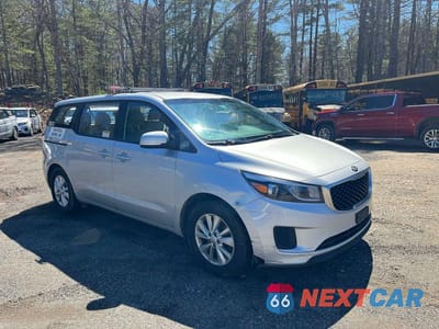 2018 KIA SEDONA L KNDMA5C12J6400723 - główne zdjęcie licytacji z USA - miniatura