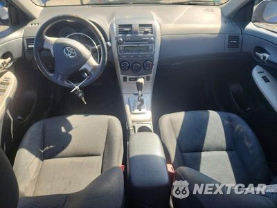 Zdjęcie 8 z 12 samochodu: 2010 TOYOTA COROLLA S VIN:1NXBU4EE1AZ207009 - miniatura