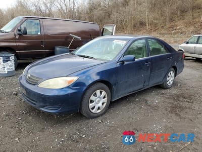 2002 TOYOTA CAMRY 4T1BE32K52U624989 - główne zdjęcie licytacji z USA - miniatura