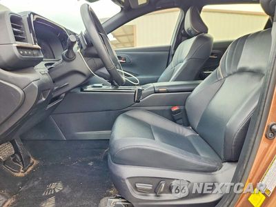 Zdjęcie 7 z 14 samochodu: 2025 TOYOTA CROWN SIGNIA XLE VIN:JTDACAAJ4S3000173 - miniatura