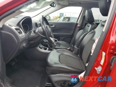 Zdjęcie 7 z 13 samochodu: 2018 JEEP COMPASS LATITUDE VIN:3C4NJDBB4JT313999 - miniatura