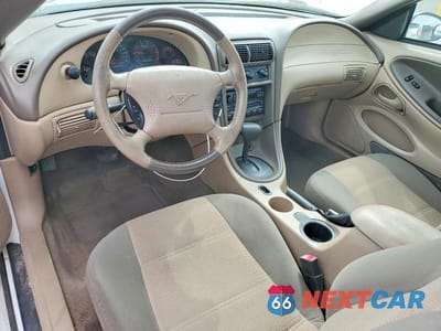 Zdjęcie 8 z 11 samochodu: 2004 FORD MUSTANG VIN:1FAFP40644F210515 - miniatura