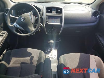 Zdjęcie 8 z 12 samochodu: 2019 NISSAN VERSA SV VIN:3N1CN7AP2KL840406 - miniatura