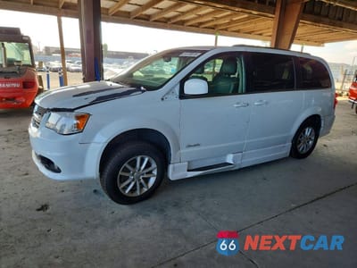2018 DODGE GRAND CARAVAN- WHEELCHAIR VAN- GAS LEAK 2C4RDGCG7JR206064 - główne zdjęcie licytacji z USA - miniatura