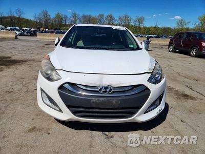 Piąte zdjęcie samochodu w środku: 2013 HYUNDAI ELANTRA GT BASE VIN:KMHD35LE1DU047030 - miniatura