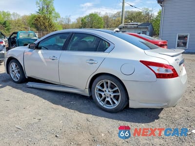 Drugie zdjęcie samochodu z przodu: 2011 NISSAN MAXIMA 3.5 S VIN:1N4AA5AP7BC824188 - miniatura