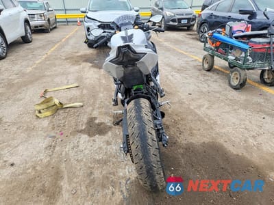 Czwarte zdjęcie samochodu z boku: 2025 KAWASAKI ZX400 S VIN:ML5ZXCS19SDA39298 - miniatura