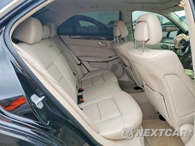 Zdjęcie 19 z 26 samochodu: 2014 MERCEDES-BENZ E 350 VIN:WDDHF5KB7EA868601 - miniatura