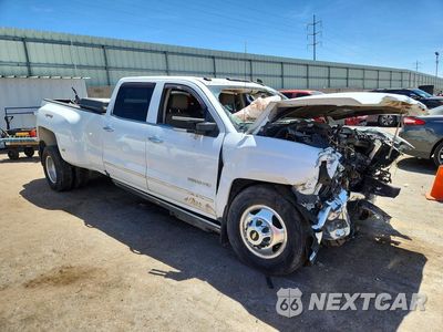 Czwarte zdjęcie samochodu z boku: 2016 CHEVROLET SILVERADO K3500 LTZ VIN:1GC4K0E86GF140295 - miniatura