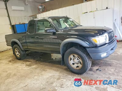 Czwarte zdjęcie samochodu z boku: 2004 TOYOTA TACOMA V6 VIN:5TEWN72N54Z332633 - miniatura