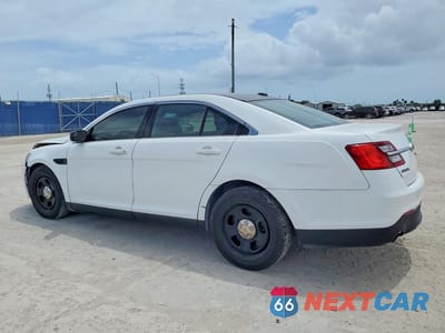 Drugie zdjęcie samochodu z przodu: 2018 FORD TAURUS POLICE INTERCEPTOR VIN:1FAHP2MK7JG110046 - miniatura