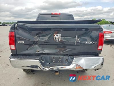 Zdjęcie 6 z 12 samochodu: 2016 RAM 2500 SLT VIN:3C6TR5DT4GG379053 - miniatura