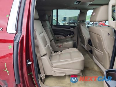 Zdjęcie 11 z 13 samochodu: 2016 CHEVROLET SUBURBAN K1500 LTZ VIN:1GNSKJKC0GR328435 - miniatura