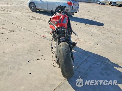 Czwarte zdjęcie samochodu z boku: 2024 BMW S 1000 RR VIN:WB10E6300R6K13909 - miniatura