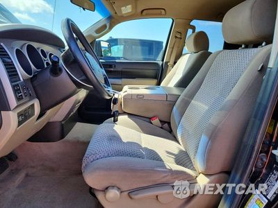 Zdjęcie 7 z 12 samochodu: 2010 TOYOTA TUNDRA DOUBLE CAB SR5 VIN:5TFUY5F16AX118179 - miniatura
