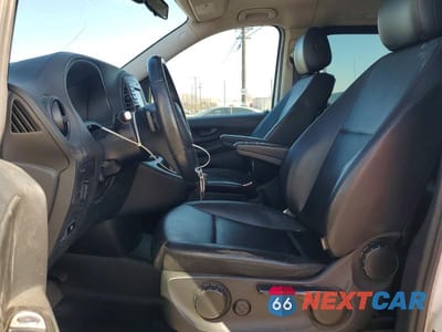Zdjęcie 7 z 13 samochodu: 2019 MERCEDES BENZ METRIS VIN:WD4PG2EE7K3516678 - miniatura