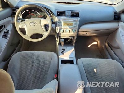 Zdjęcie 8 z 12 samochodu: 2007 TOYOTA CAMRY LE VIN:4T1BE46KX7U636238 - miniatura
