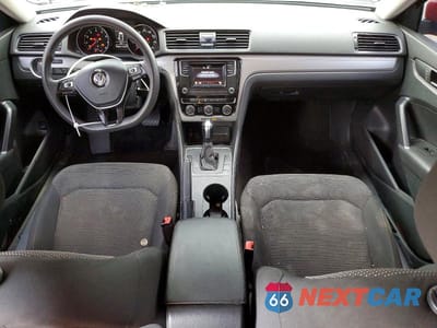 Zdjęcie 8 z 12 samochodu: 2018 VOLKSWAGEN PASSAT VIN:1VWAA7A39JC023728 - miniatura
