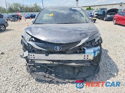 Piąte zdjęcie samochodu w środku: 2025 TOYOTA SIENNA XLE 7-PASSENGER VIN:5TDYSKFCXSS211443 - miniatura