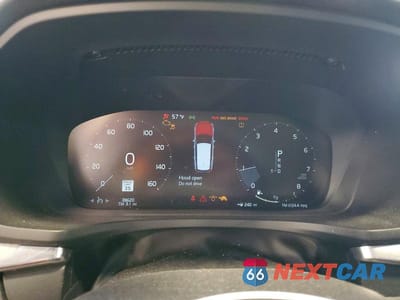 Zdjęcie 9 z 14 samochodu: 2021 VOLVO V60 CROSS COUNTRY T5 MOMENTUM VIN:YV4102WKXM1071597 - miniatura