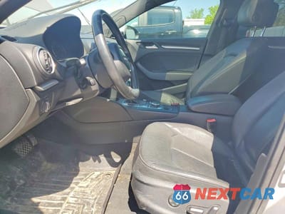 Zdjęcie 7 z 12 samochodu: 2015 AUDI A3 VIN:WAUACGFF7F1063001 - miniatura