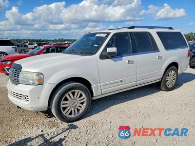 2011 LINCOLN NAVIGATOR L 5LMJJ3H55BEJ03691 - główne zdjęcie licytacji z USA - miniatura
