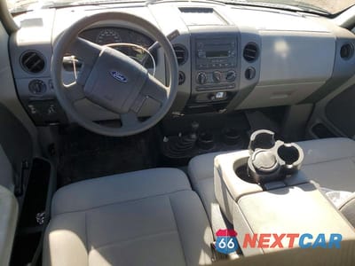 Zdjęcie 8 z 12 samochodu: 2006 FORD F150 VIN:1FTRX14W06NB63346 - miniatura