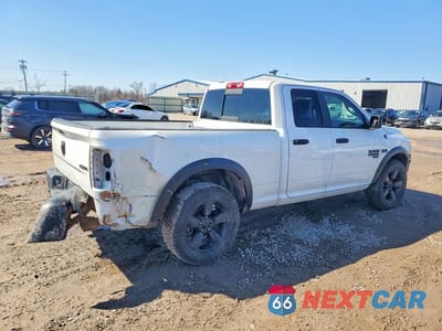 Trzecie zdjęcie samochodu z tyłu: 2020 RAM 1500 CLASSIC WARLOCK VIN:1C6RR7GTXLS140627 - miniatura