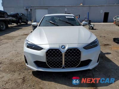 Piąte zdjęcie samochodu w środku: 2024 BMW 430XI GRAN COUPE VIN:WBA73AV05RFS18687 - miniatura