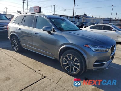 Czwarte zdjęcie samochodu z boku: 2018 VOLVO XC90 T6 VIN:YV4A22PK8J1391165 - miniatura