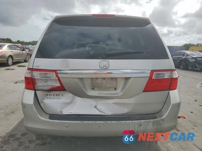 Zdjęcie 6 z 13 samochodu: 2006 HONDA ODYSSEY TOURING VIN:5FNRL38886B104806 - miniatura