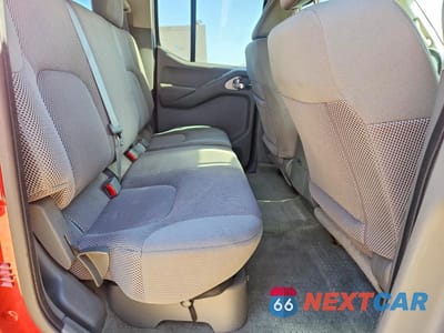 Zdjęcie 10 z 11 samochodu: 2016 NISSAN FRONTIER SV VIN:1N6AD0ER3GN784278 - miniatura