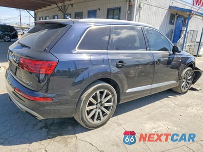 Trzecie zdjęcie samochodu z tyłu: 2017 AUDI Q7 PREMIUM PLUS VIN:WA1LAAF72HD017689 - miniatura