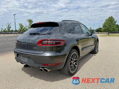 Czwarte zdjęcie samochodu z boku: 2018 PORSCHE MACAN S VIN:WP1AB2A51JLB33403 - miniatura