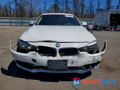 Piąte zdjęcie samochodu w środku: 2016 BMW 320 XI VIN:WBA8E5G57GNT93864 - miniatura