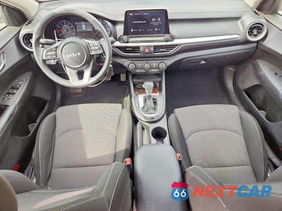 Zdjęcie 8 z 12 samochodu: 2023 KIA FORTE LX VIN:3KPF24AD2PE685004 - miniatura