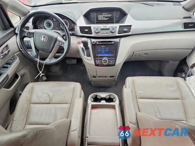 Zdjęcie 8 z 14 samochodu: 2015 HONDA ODYSSEY EXL VIN:5FNRL5H67FB058279 - miniatura