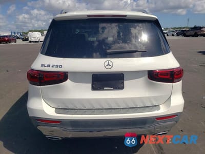 Zdjęcie 6 z 14 samochodu: 2023 MERCEDES-BENZ GLB 250 VIN:W1N4M4GB3PW301611 - miniatura
