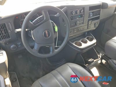 Zdjęcie 8 z 13 samochodu: 2024 GMC SAVANA G2500 UTILITY / SERVICE VAN VIN:1GTW7AFP6R1208925 - miniatura