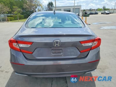 Zdjęcie 6 z 12 samochodu: 2019 HONDA ACCORD LX VIN:1HGCV1F14KA146405 - miniatura