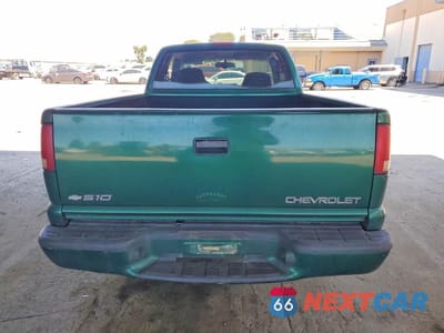 Zdjęcie 6 z 13 samochodu: 2000 CHEVROLET S TRUCK S10 VIN:1GCCS19W3YK187786 - miniatura