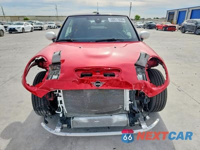 Piąte zdjęcie samochodu w środku: 2024 MINI COOPER S VIN:WMW43DL00R3S14393 - miniatura