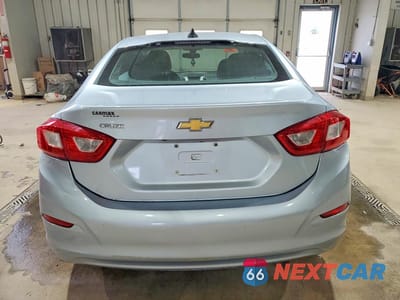 Zdjęcie 6 z 13 samochodu: 2017 CHEVROLET CRUZE LS VIN:1G1BC5SMXH7208542 - miniatura