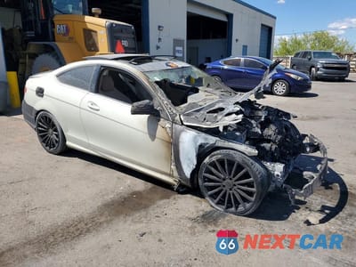 Czwarte zdjęcie samochodu z boku: 2012 MERCEDES-BENZ C 250 VIN:WDDGJ4HBXCF788687 - miniatura