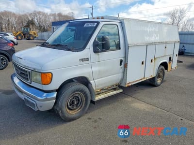 2004 FORD ECONOLINE E350 SUPER DUTY CUTAWAY VAN 1FDSE35L24HA05895 - główne zdjęcie licytacji z USA - miniatura