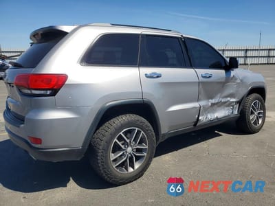 Trzecie zdjęcie samochodu z tyłu: 2017 JEEP GRAND CHEROKEE LIMITED VIN:1C4RJEBG9HC717258 - miniatura
