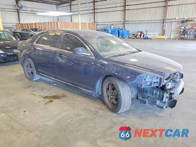 Czwarte zdjęcie samochodu z boku: 2010 CHEVROLET MALIBU 1LT VIN:1G1ZC5EB6A4136304 - miniatura